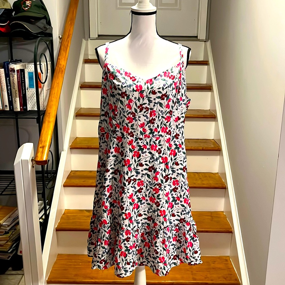 NWT Old Navy Floral midi Dress